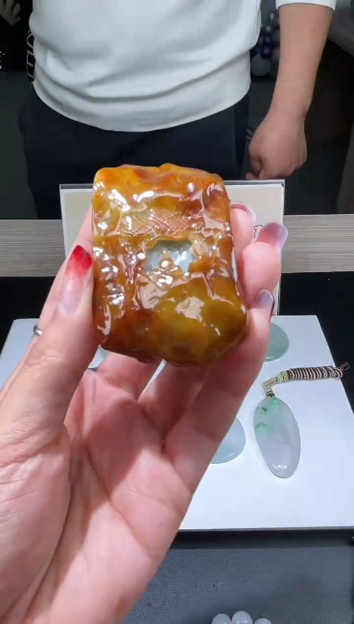 【闪购商品】定制翡翠未镶嵌不退不换CMH1件-A