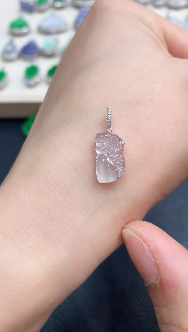 【闪购商品】翡翠吊坠(不含链)18K金镶嵌b25