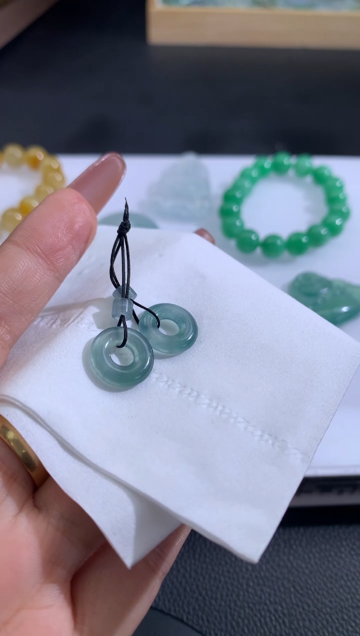 【闪购商品】定制翡翠未镶嵌翡翠