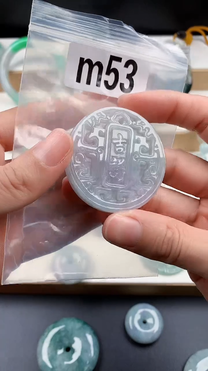 颈饰未镶嵌翡翠天然翡翠珠宝吊坠挂件