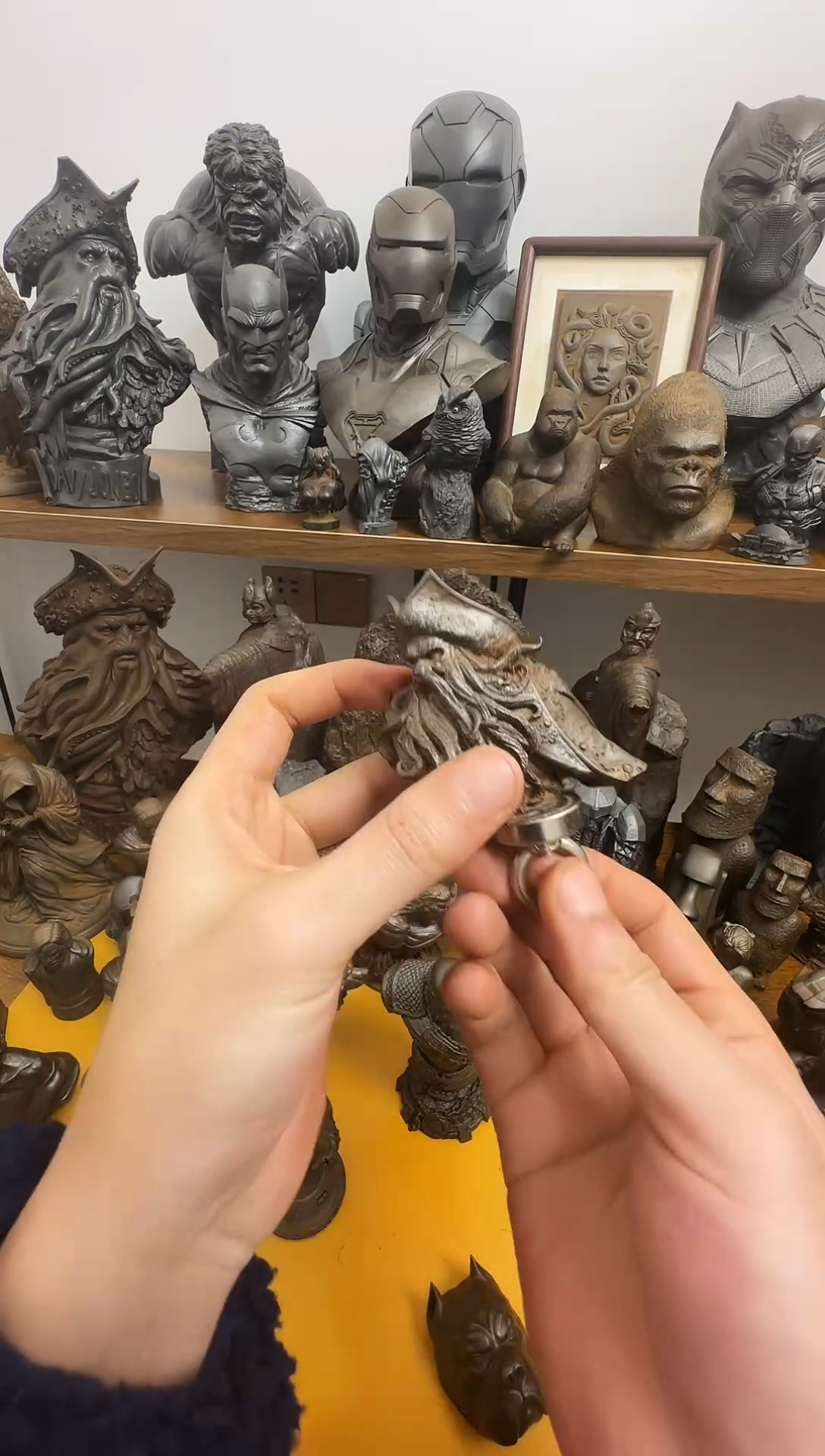 金属实心铁艺摆件~~小琼斯（锈色）