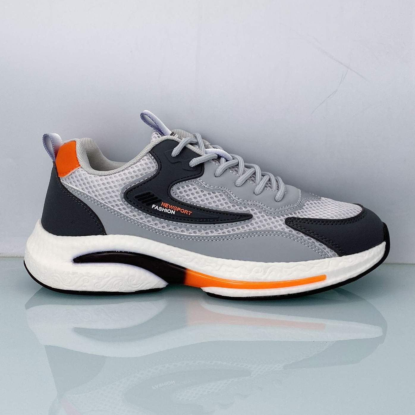 【一森家】新款轻便舒适潮流时尚透气百搭运动休闲鞋8525