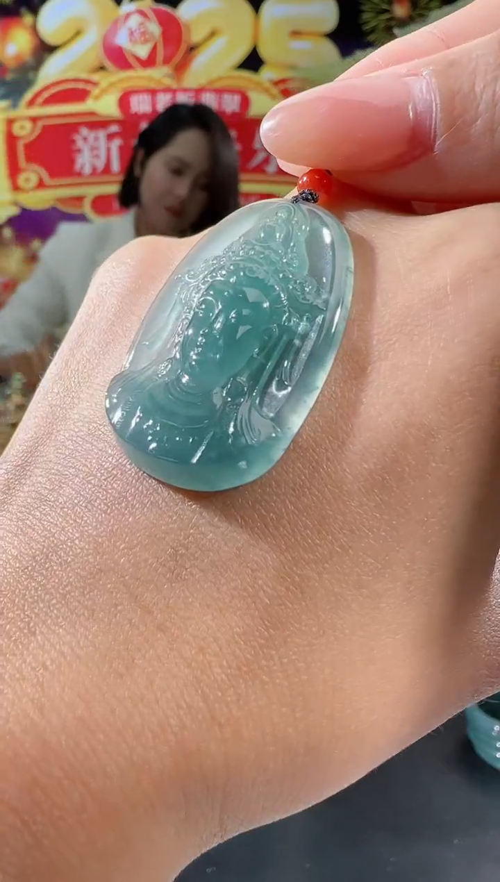 【闪购商品】翡翠吊坠(不含链)未镶嵌法相