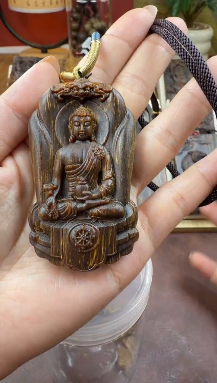 木木雕款芽庄  药师佛 7cm  送养香瓶