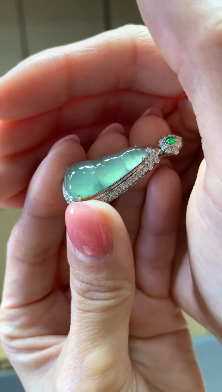 【闪购商品】翡翠颈饰18K金镶嵌|不退不换