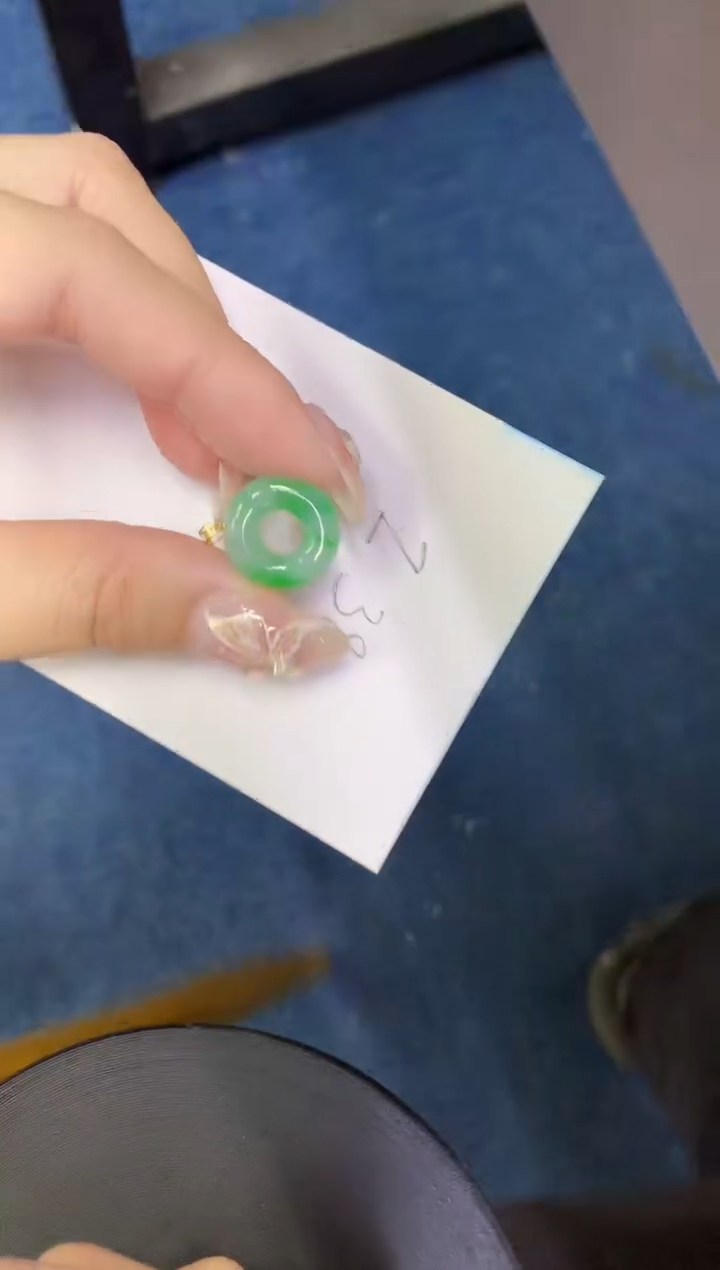 【闪购商品】翡翠颈饰18K金镶嵌0000000000