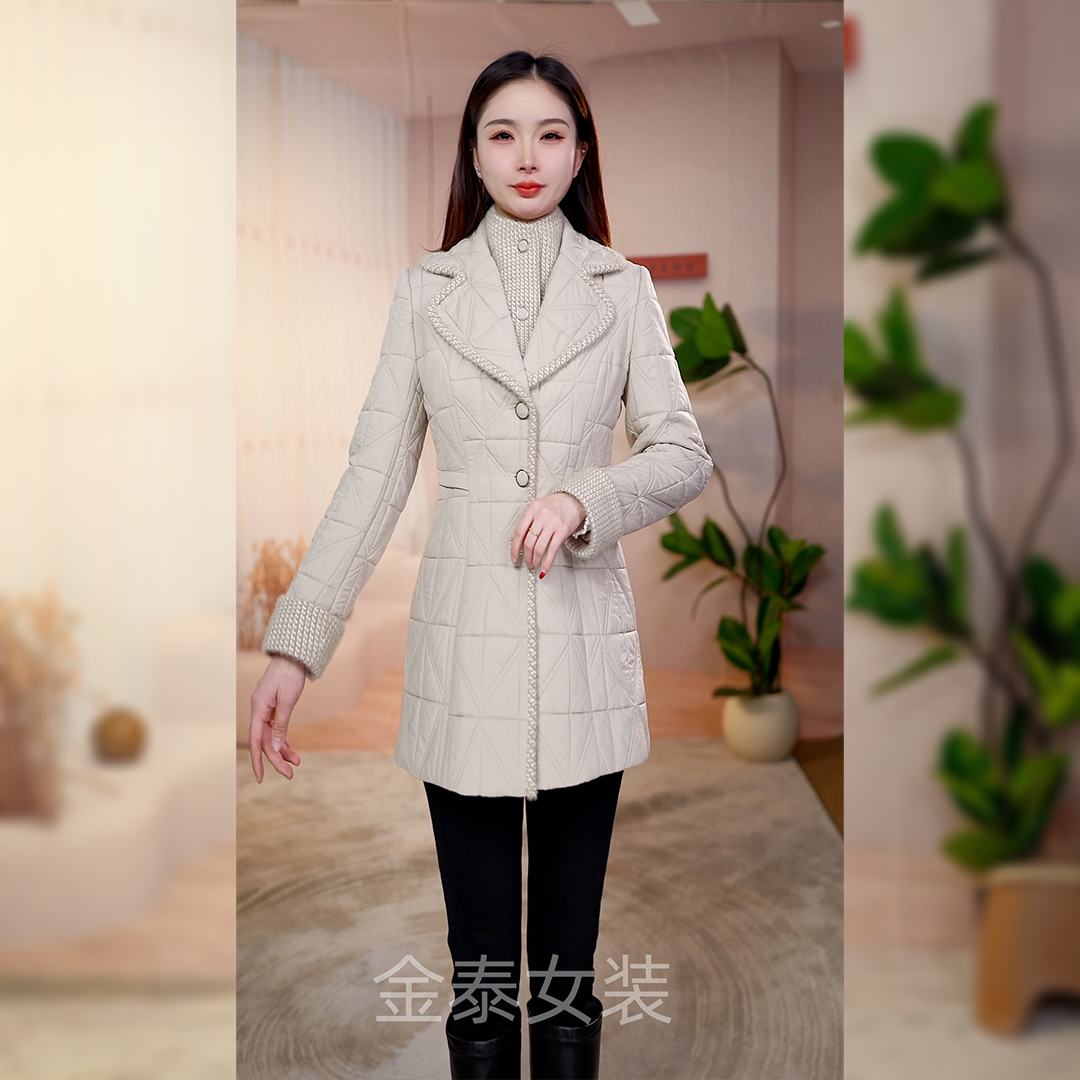 1【鎏熙女装】25A-922高贵时尚加棉外套修身洋气显档次女秋冬季外套