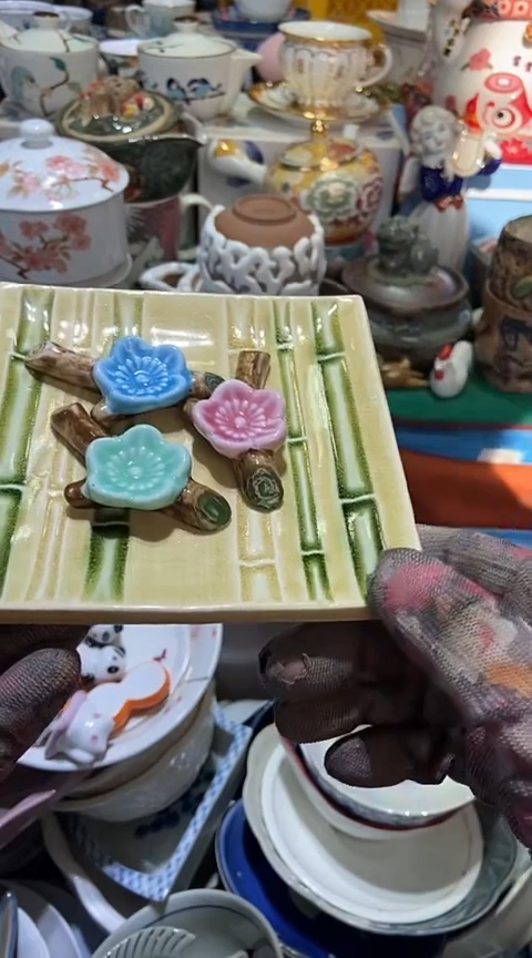 【闪购商品】瓷片11111111111111111