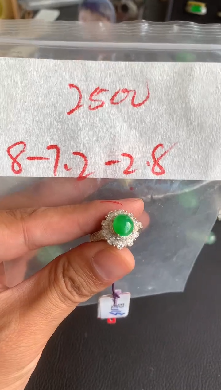 未镶嵌定制翡翠缅甸A货翡翠，拍一发一