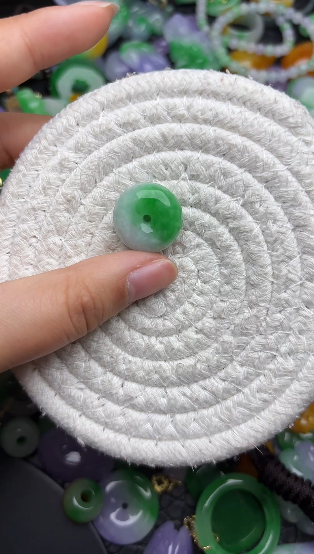 颈饰未镶嵌翡翠缅甸翡翠吊坠