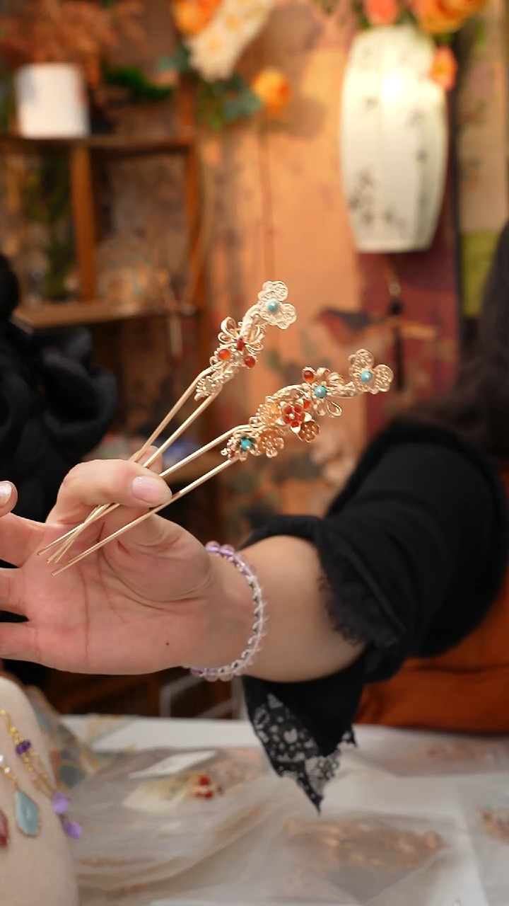 铜合金无锦簪阁绒花