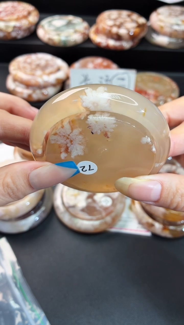 手镯玛瑙/玉髓未镶嵌璃****)石英质玉54圈53/54带(赠送镯心)