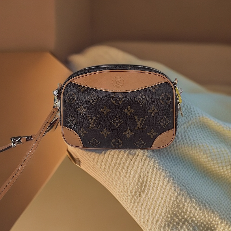 95新 LouisVuitton/路易威登 单肩包 相机 全原 30670