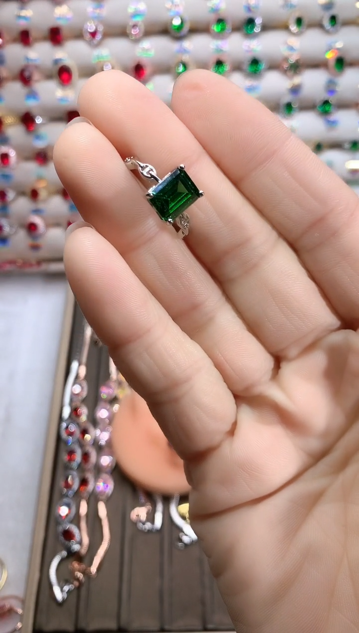 【闪购商品】透辉石戒指银S925镶嵌银色7.9