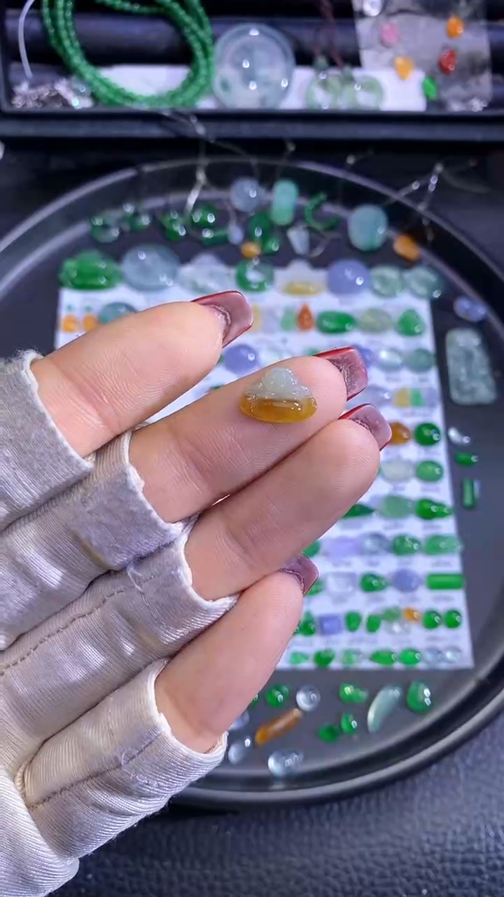 未镶嵌挂件翡翠佛公