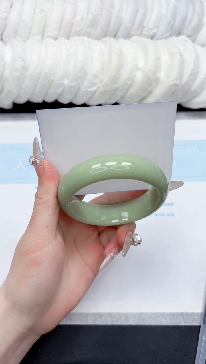 石英质玉手镯未镶嵌151-62