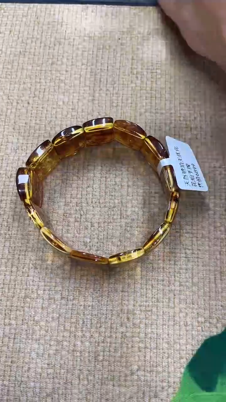 裸石琥珀未镶嵌花珀手牌假一赔十