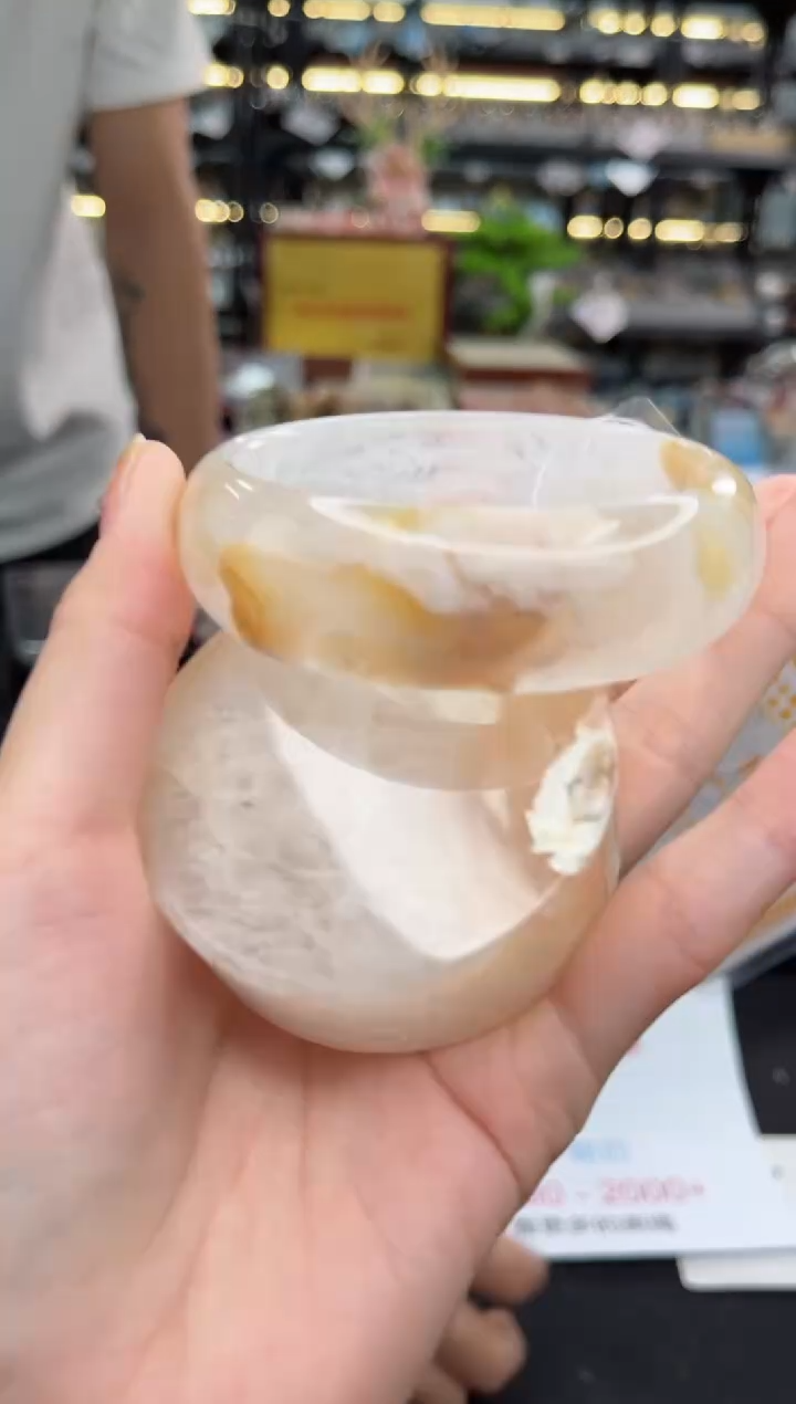 【闪购商品】石英质玉手镯未镶嵌59圈口（不退不换）1600309