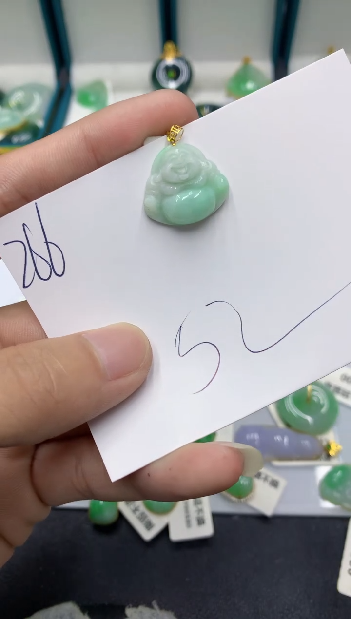 【闪购商品】翡翠颈饰18K金镶嵌翡翠