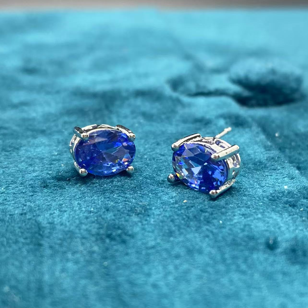 【南非库里南】NFKLN 高端奢华定制 椭圆雾蓝耳钉 245