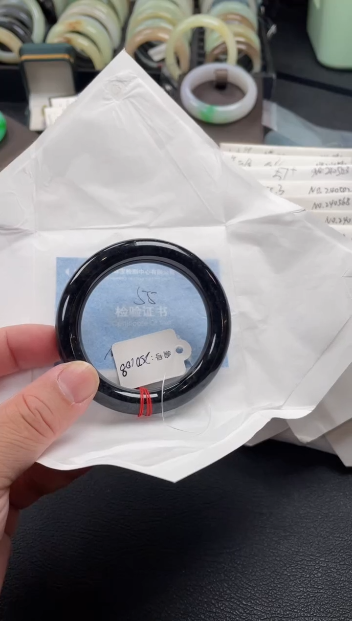 【闪购商品】翡翠手镯未镶嵌手镯