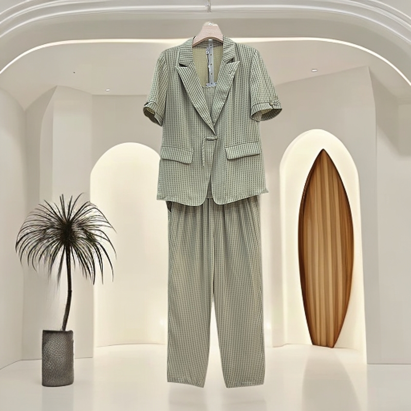 JIRUIMAN/吉瑞曼夏短袖外套搭吊带+九分裤三件套XT159