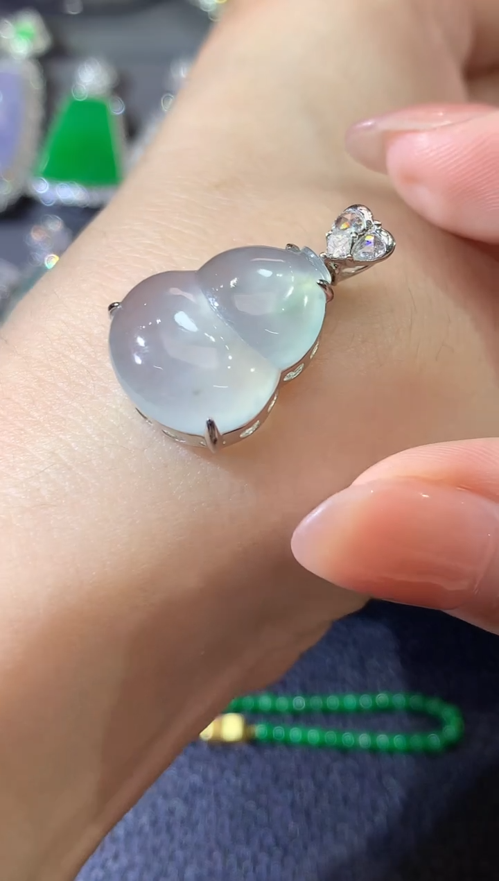 吊坠(不含链)18K金镶嵌翡翠C4