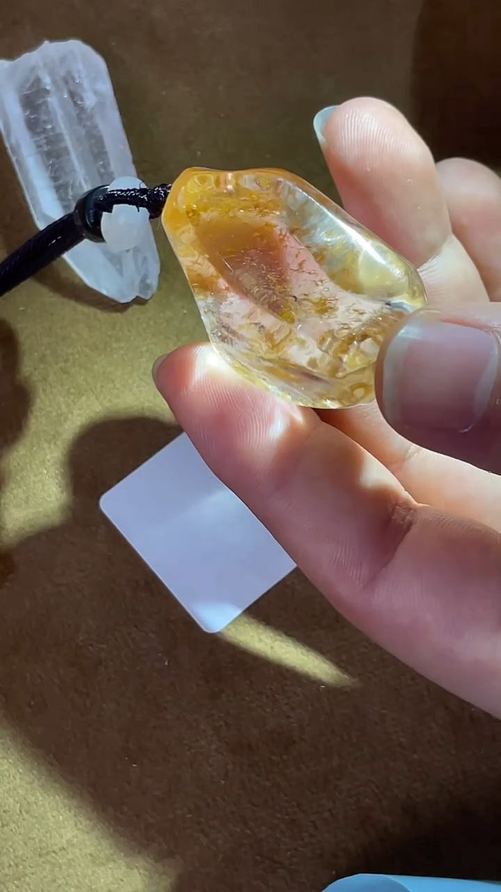 水晶摆件未镶嵌65