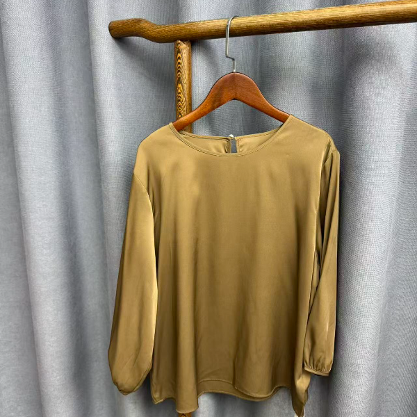 2025秋季新款休闲时尚圆领桑蚕丝七分袖上衣女Y462