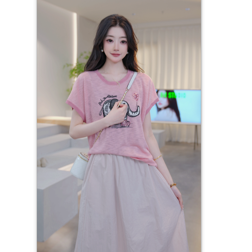 Basic House/百家好 YS 新款图案带钻粉脚象针织衫 B1325B53802