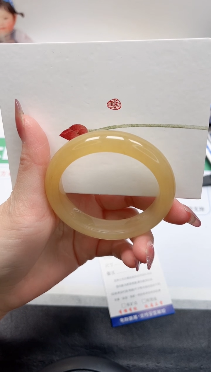 【闪购商品】石英质玉手镯未镶嵌230-55