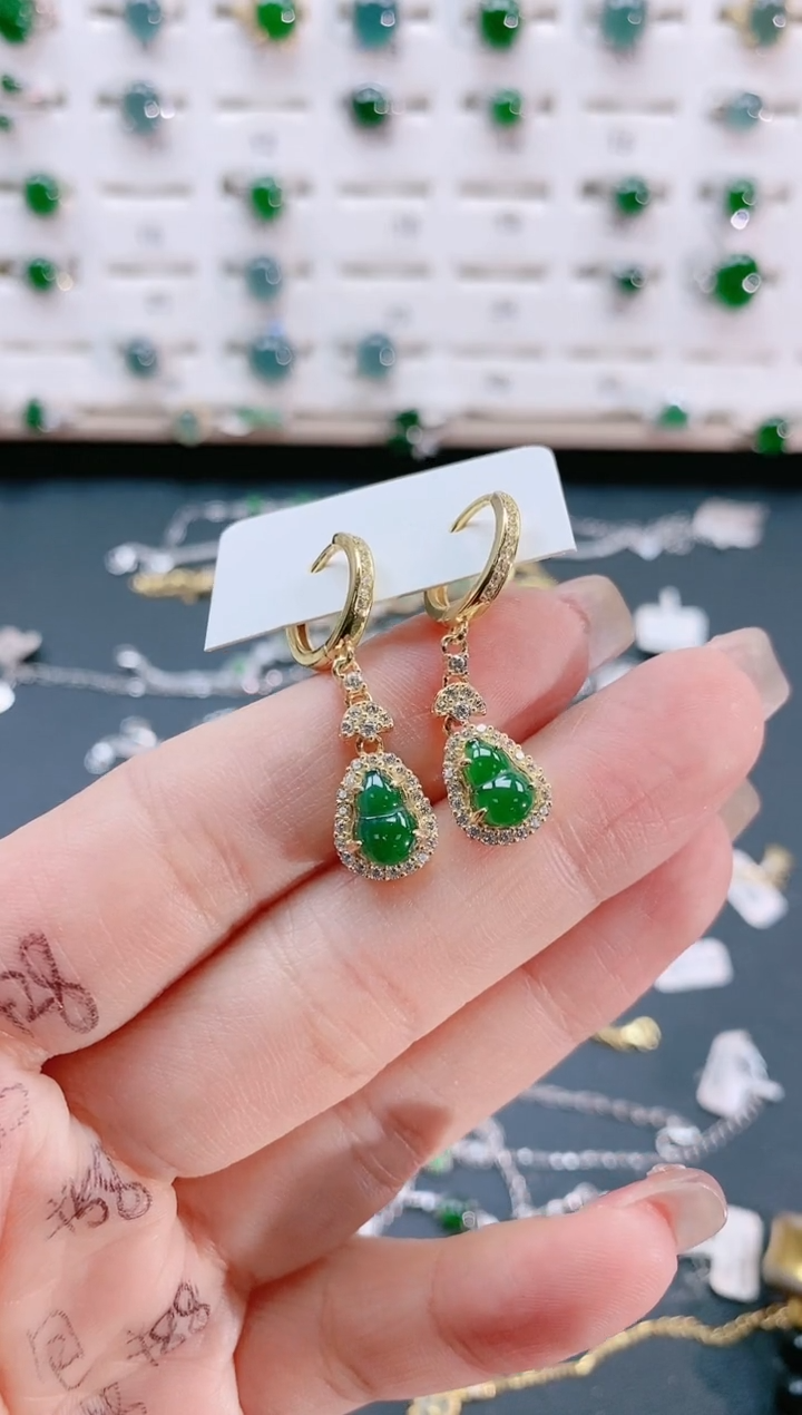 【闪购商品】翡翠耳饰银S925镶嵌天然翡翠