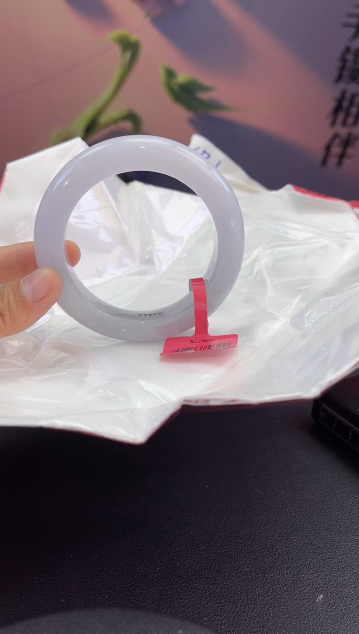 翡翠未镶嵌手镯7翡翠手镯