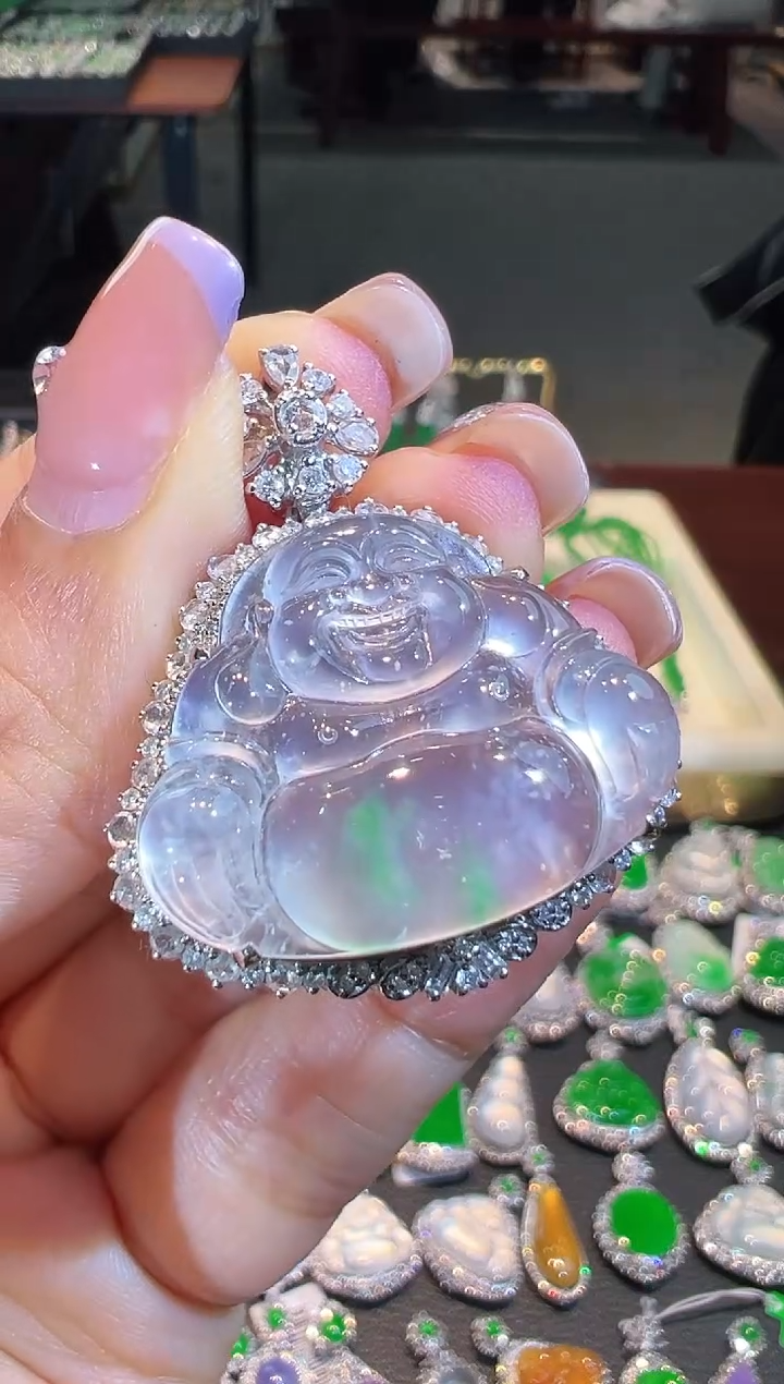 【闪购商品】翡翠吊坠(不含链)18K金镶嵌翡翠