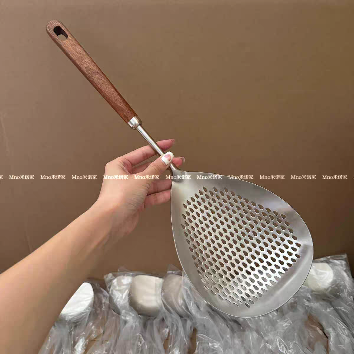 M714 米诺家304钢花椒漏勺厨房捞面304钢乌檀木梨形大号