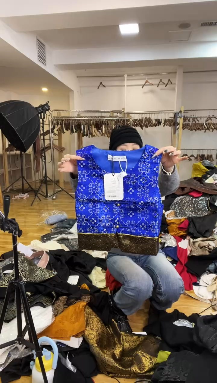 L码        105-115斤  马甲