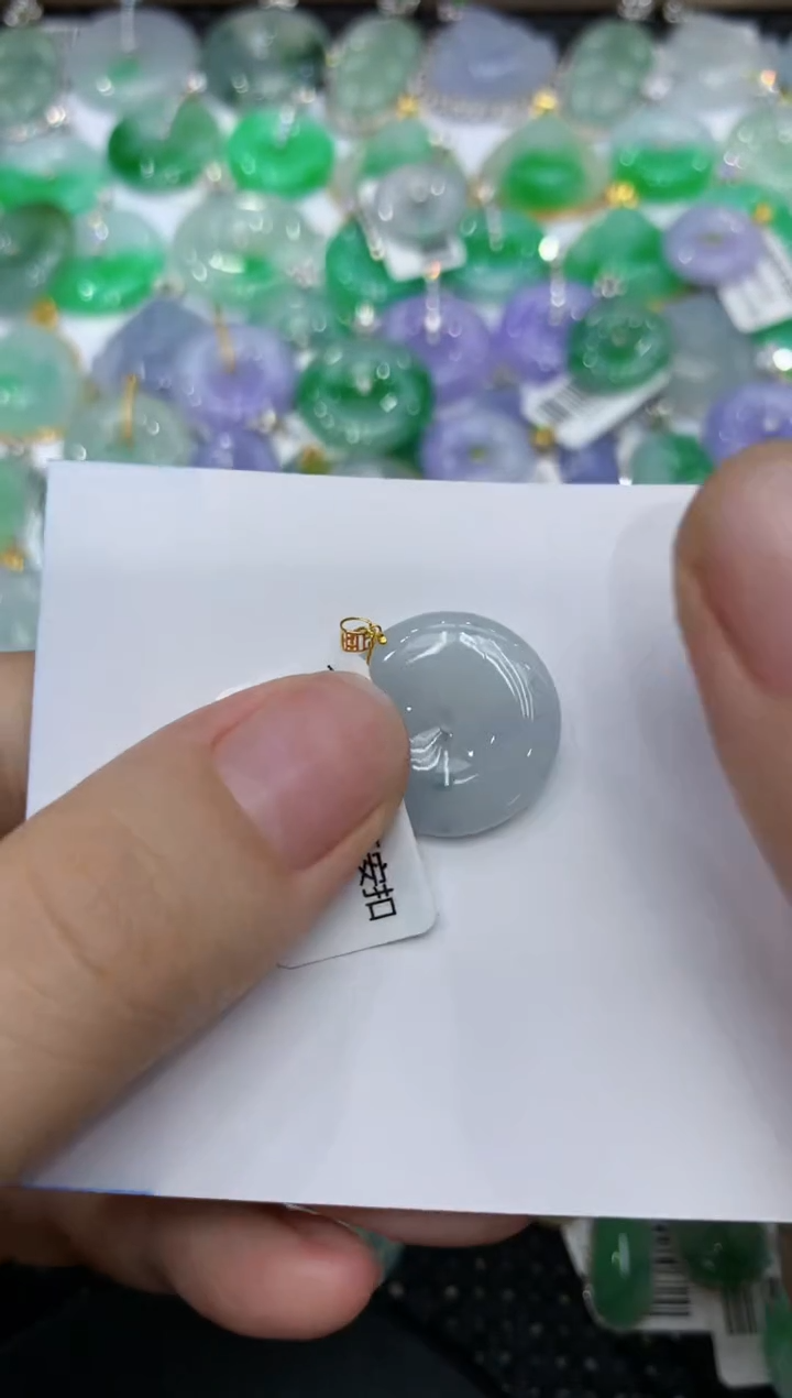 【闪购商品】翡翠颈饰18K金镶嵌11111111111