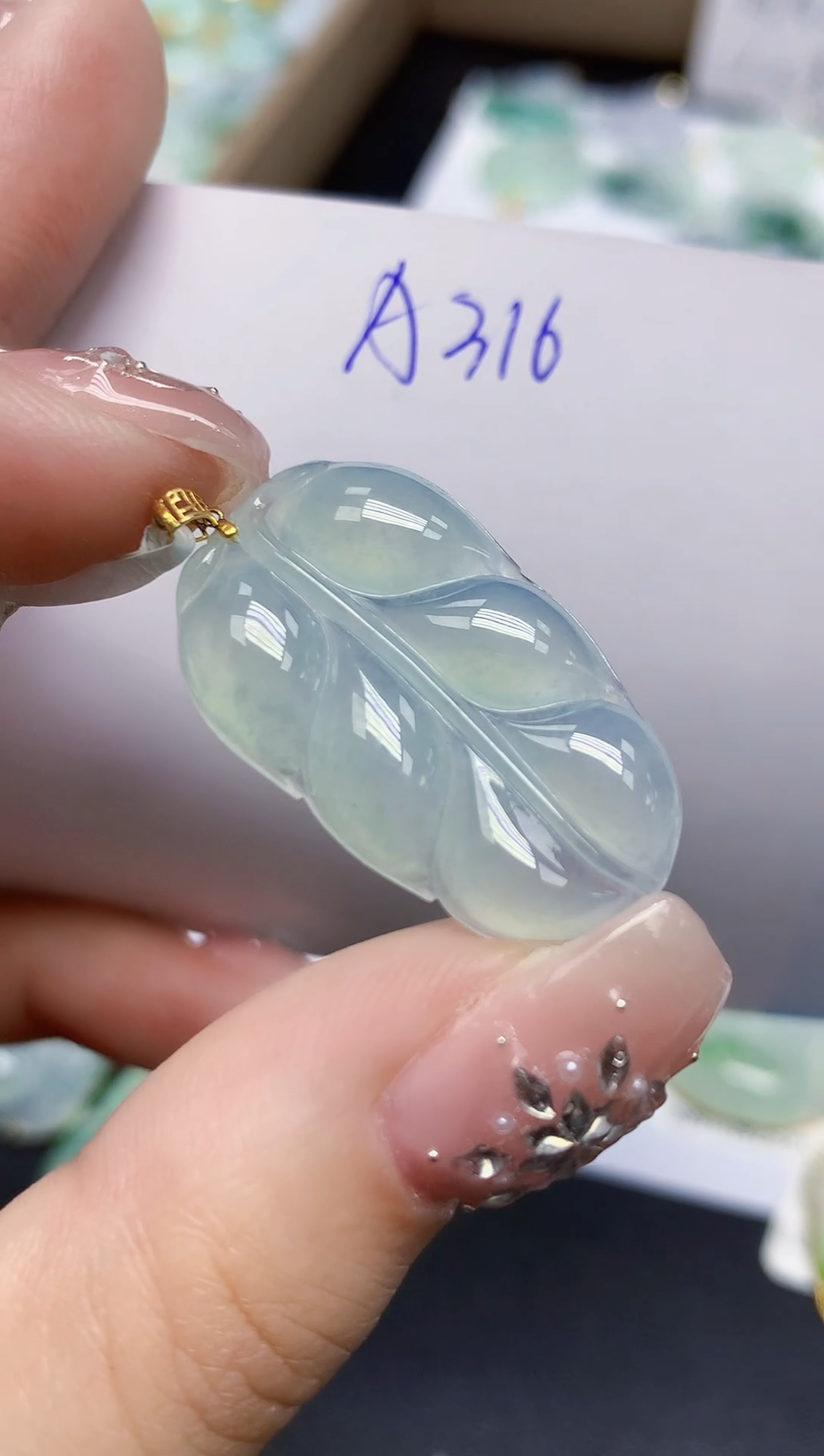 颈饰18K金镶嵌翡翠天然缅甸翡翠A货翡翠百元以上9元证书费自理