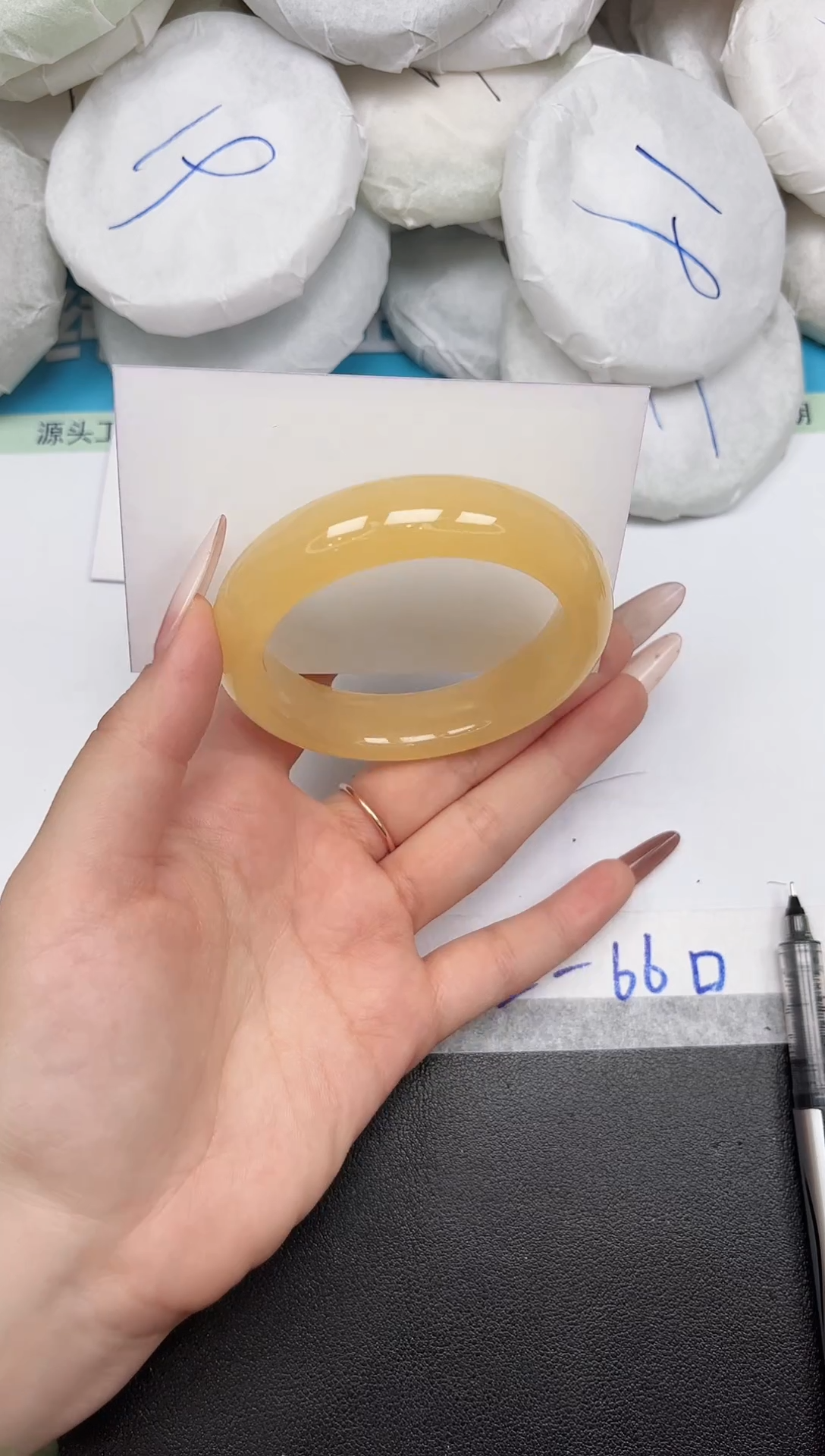 未镶嵌手镯石英质玉A313/53.8