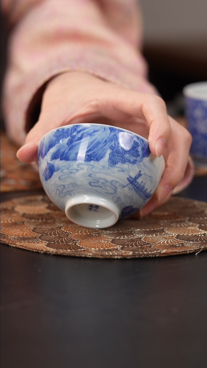 【闪购商品】杯看山柴窑青花赤壁
