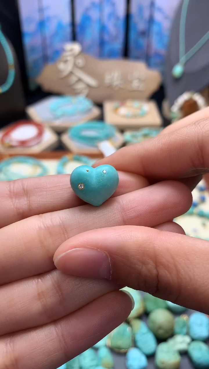 【闪购商品】绿松石挂件未镶嵌精工绿松石屁桃