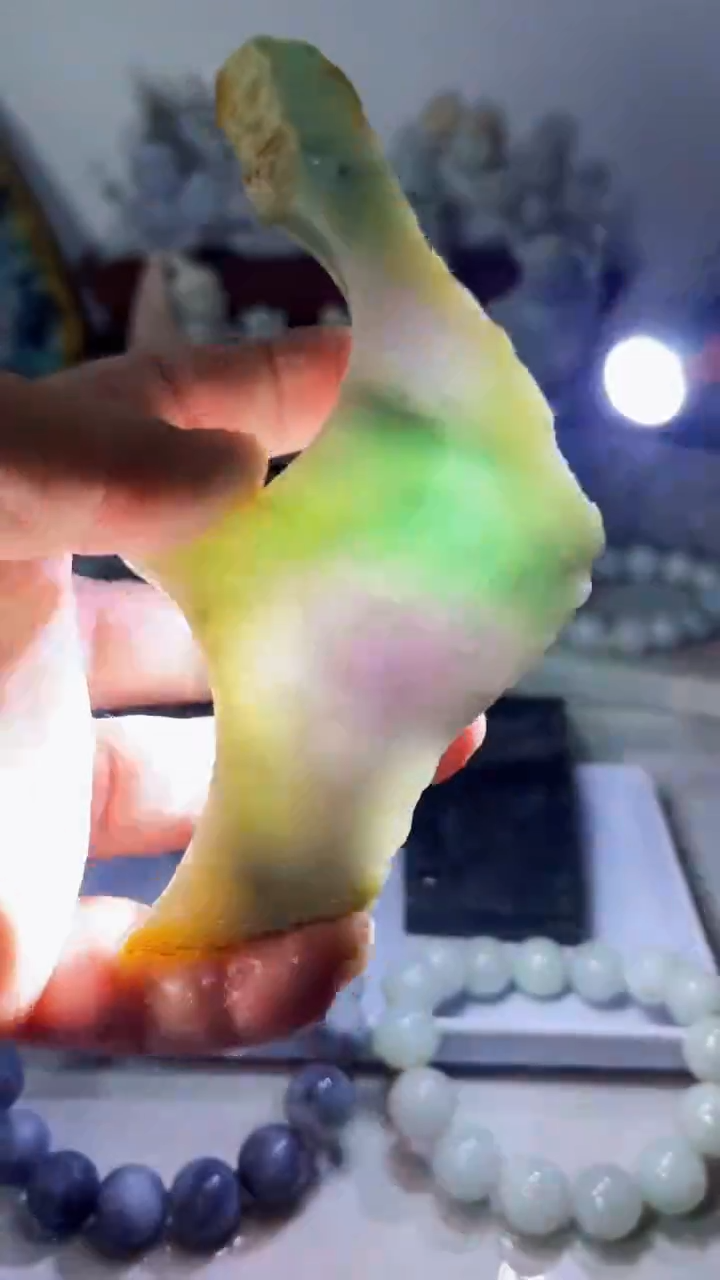 【闪购商品】翡翠吊坠(不含链)未镶嵌A90