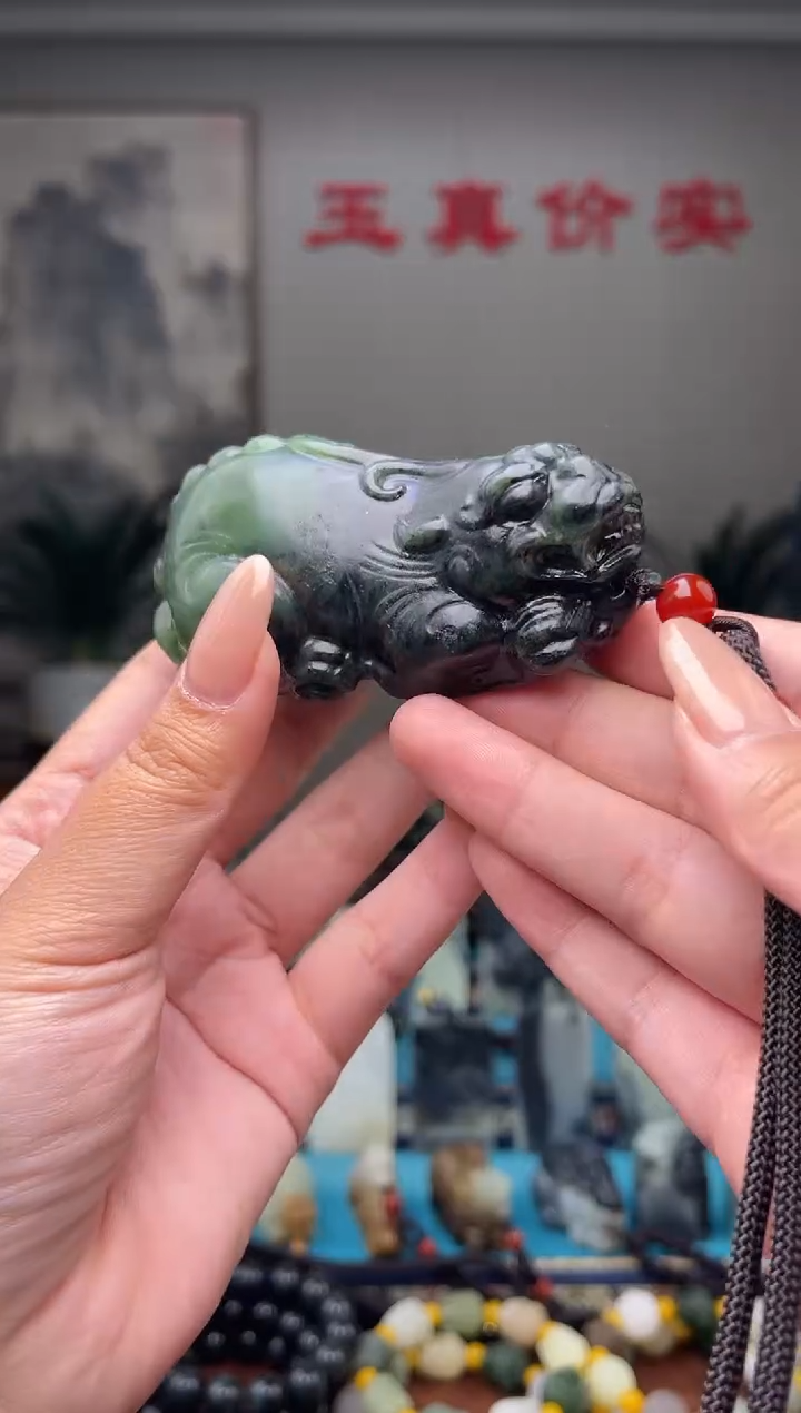 未镶嵌和田玉挂件1