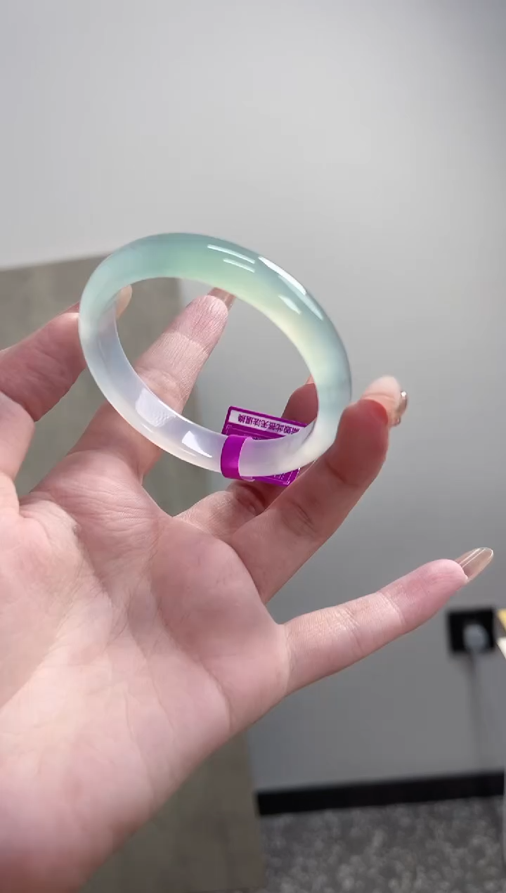 【闪购商品】玛瑙/玉髓手镯未镶嵌52圈 需要包容