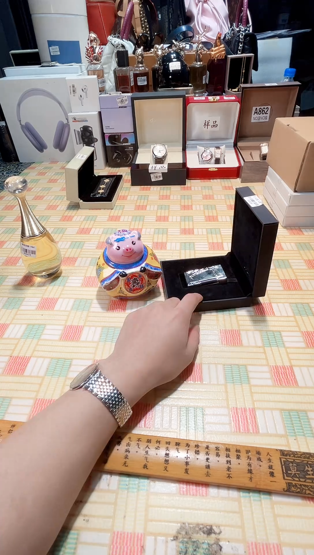 瓷片瓷器 库房到期 全部地板价@@1