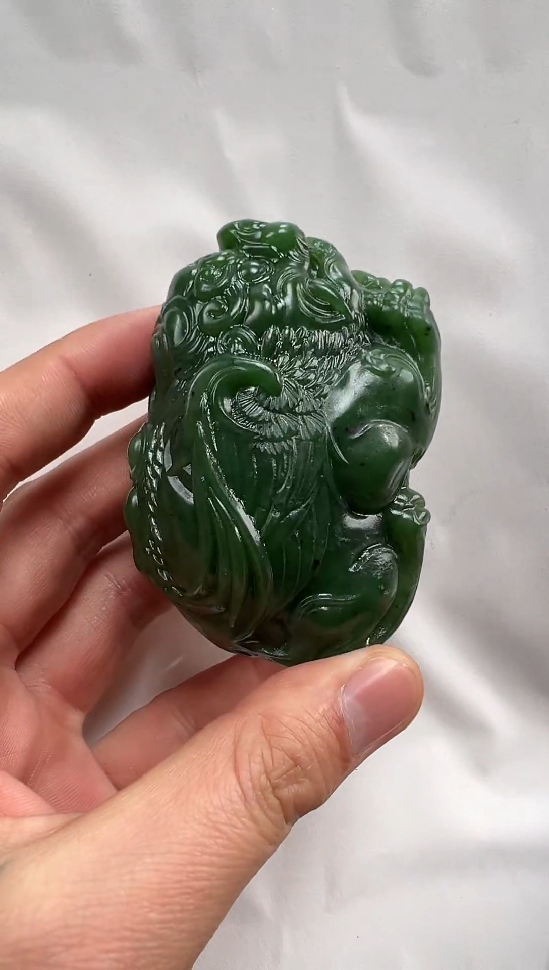 未镶嵌和田玉把件人**道和田玉精品时尚手把件