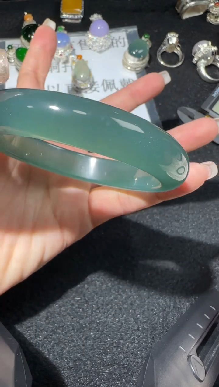 【闪购商品】翡翠手镯未镶嵌多样性发货拍一发一