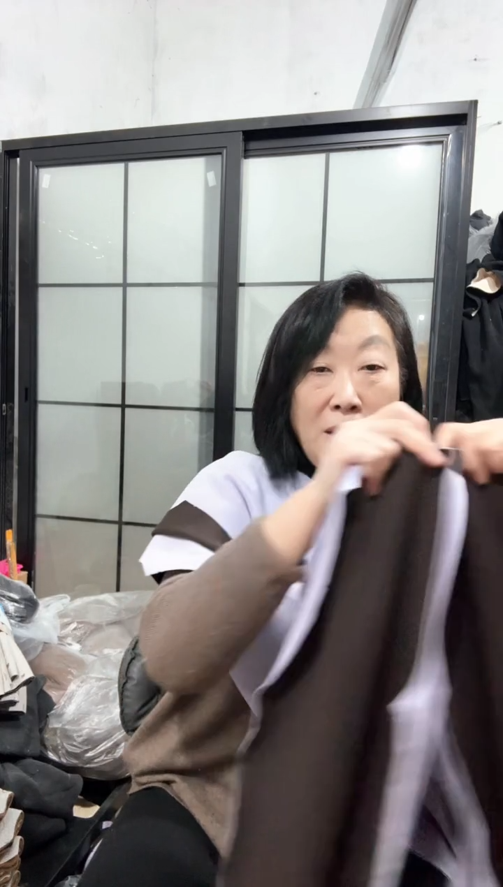 水洗羊绒顺前片咖栗色六片前片裤裁片一条一单（不齐需要修)