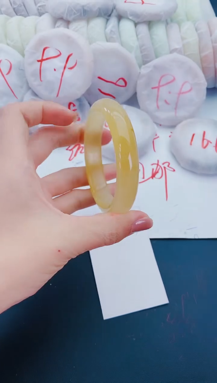 未镶嵌手镯石英质玉M113-62-63