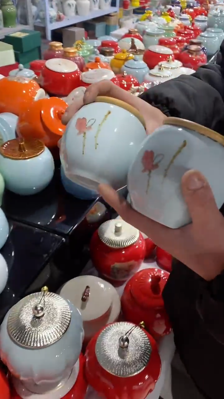 【闪购商品】罐陶瓷茶叶罐储物密封罐家用绿茶红茶普洱龙井